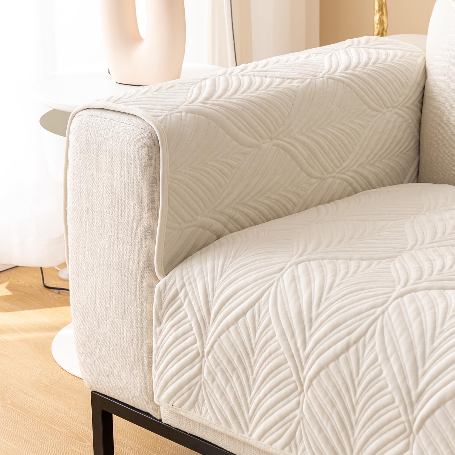 ANTI SKID PALM LEAVES QUILTED SOFA MAT - IVORY
