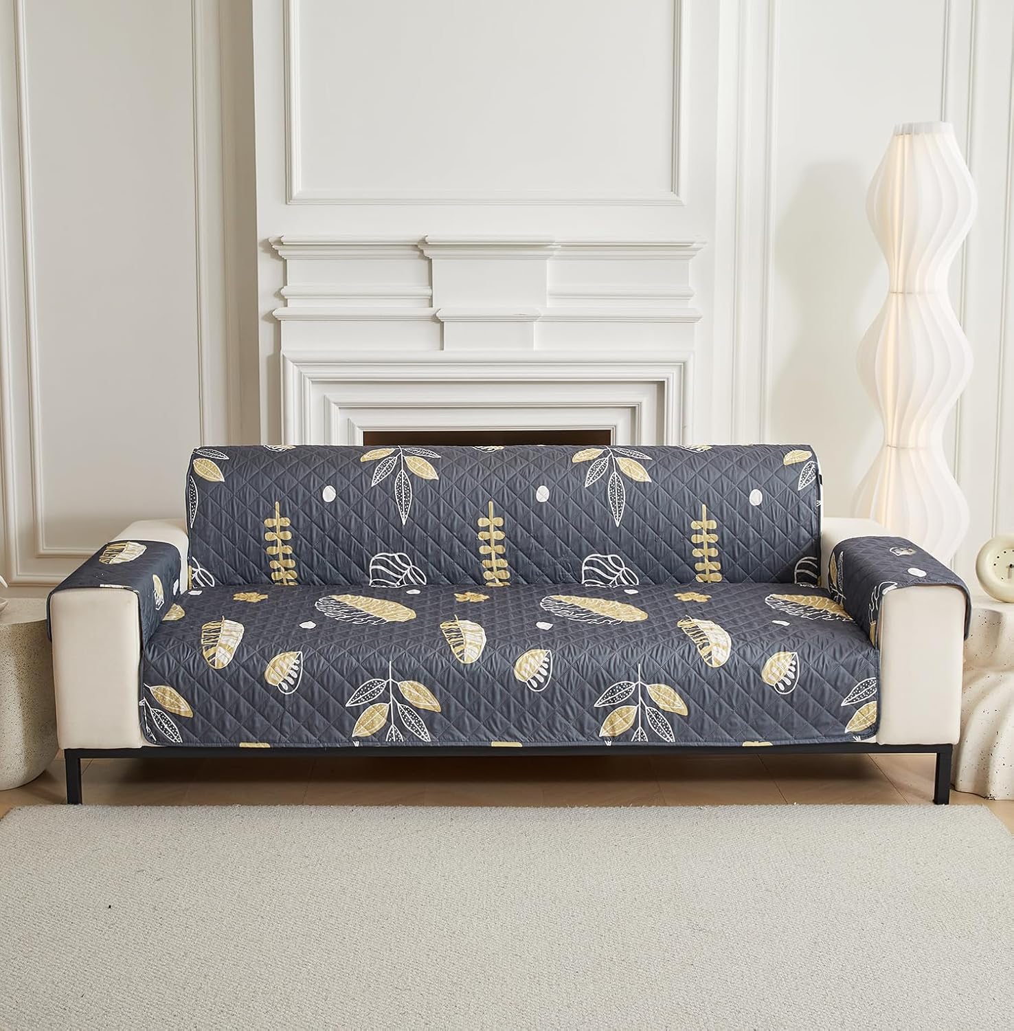 Non Slip Quilted Sofa Protector Mat With Strap