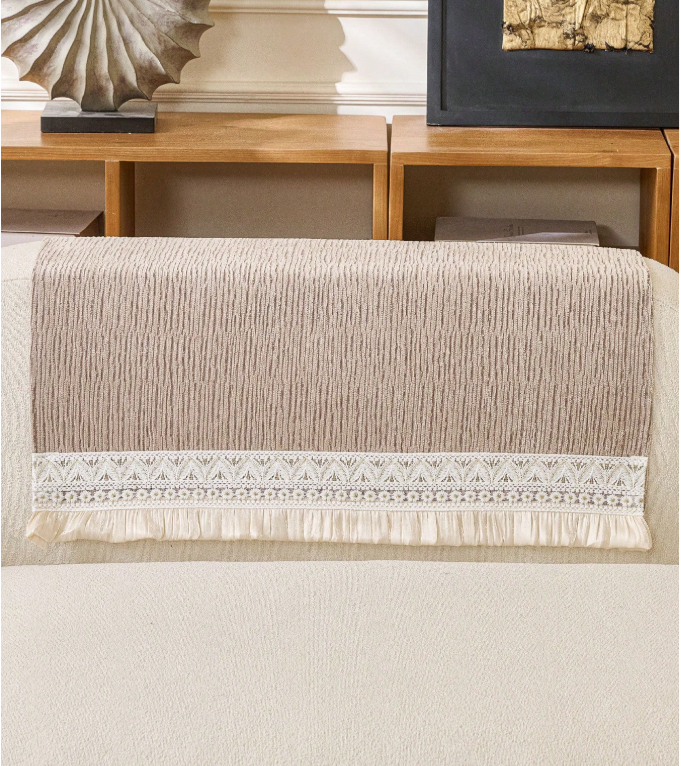 RUFFLE LACE ANTI SKID SOFA MAT - CARAMEL