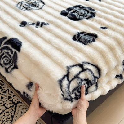 All Season Printed Rabbit Fur Fitted Sheet