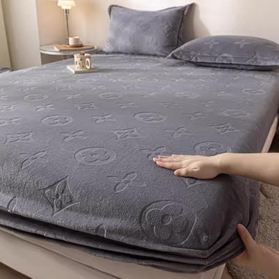 All Season Ultra Soft Milk Fitted Sheet