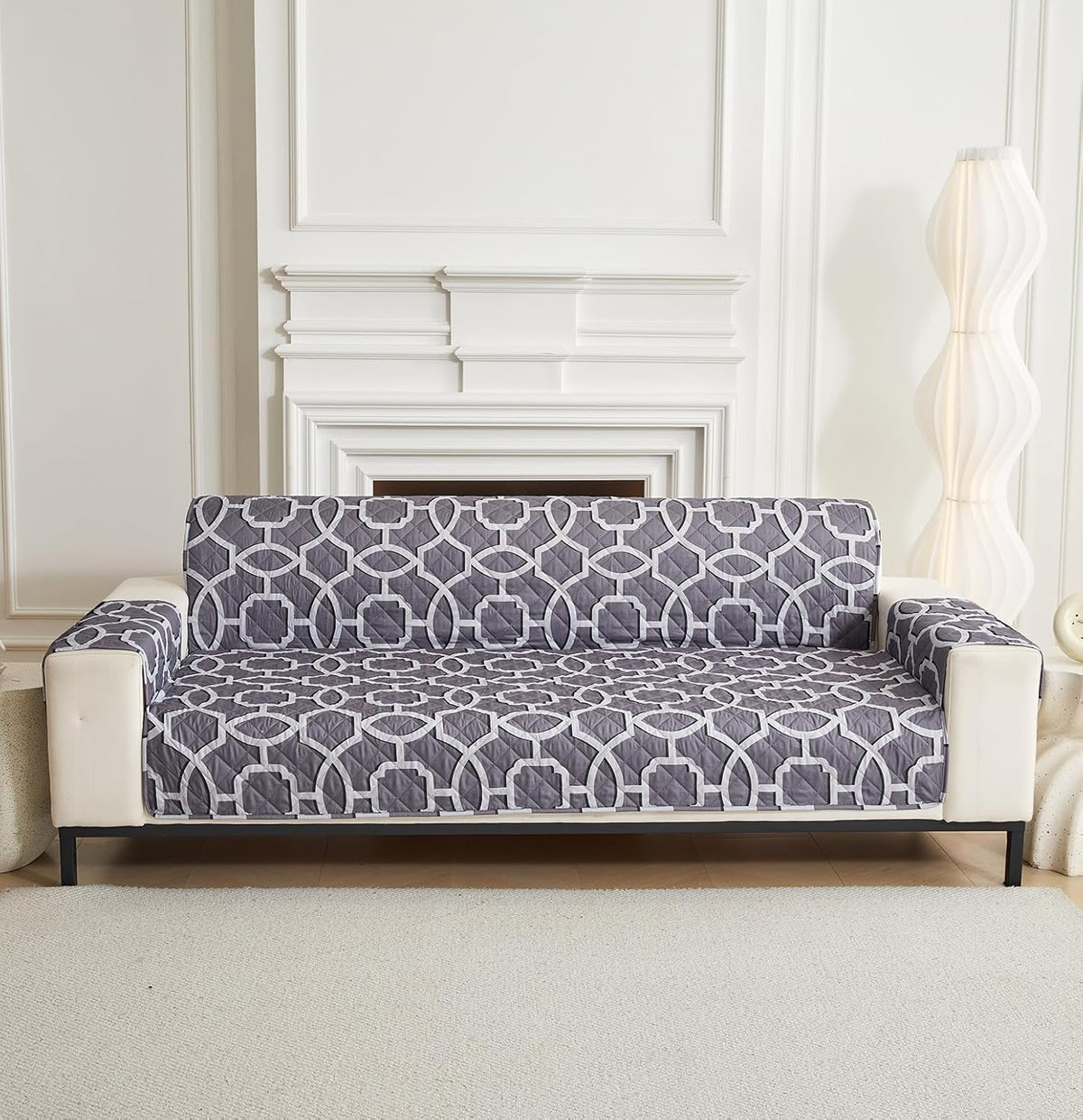 Non Slip Quilted Sofa Protector Mat With Strap