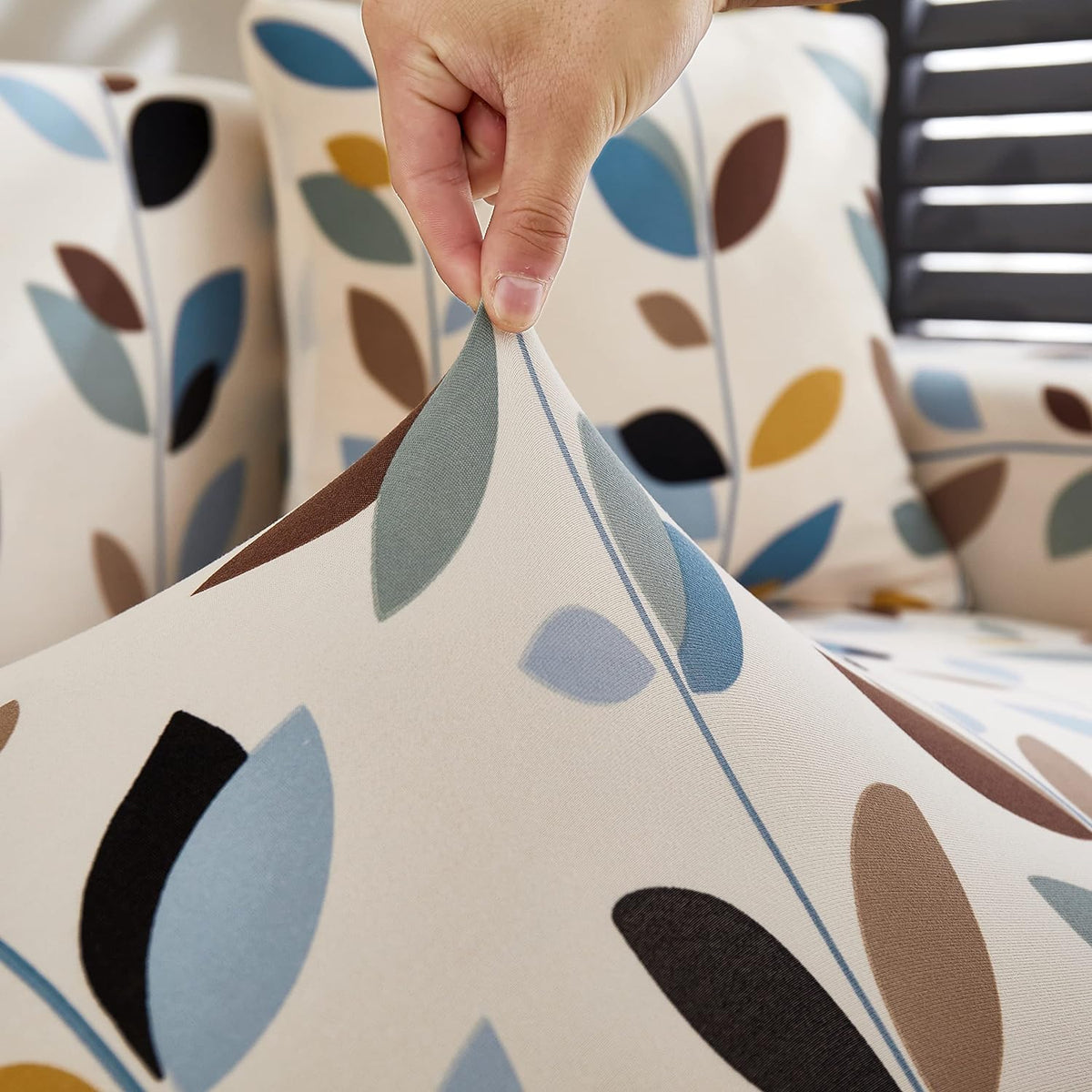 Trendize Exclusive Stretchable Sofa Cover - White Leaf